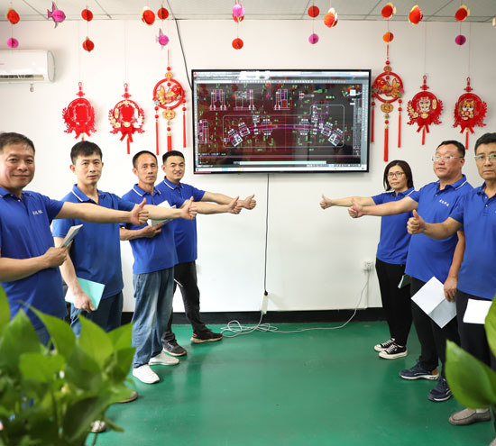 拉彎加工廠家給客戶朋友們拜年啦！