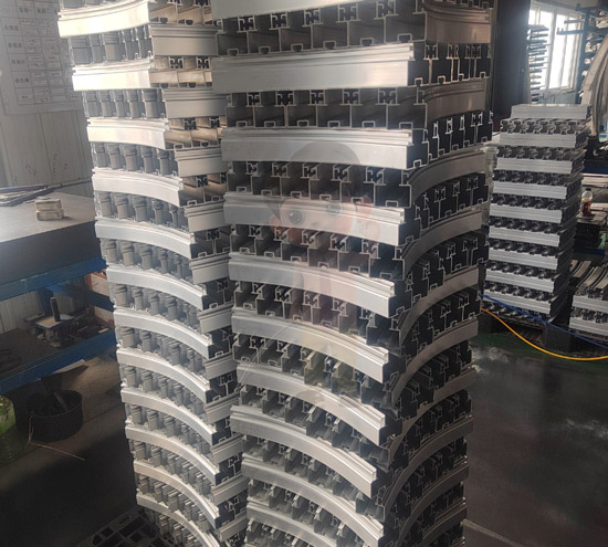 福州工業(yè)拉彎的多元化應(yīng)用：適用于航空、汽車及建筑行業(yè)的解決方案