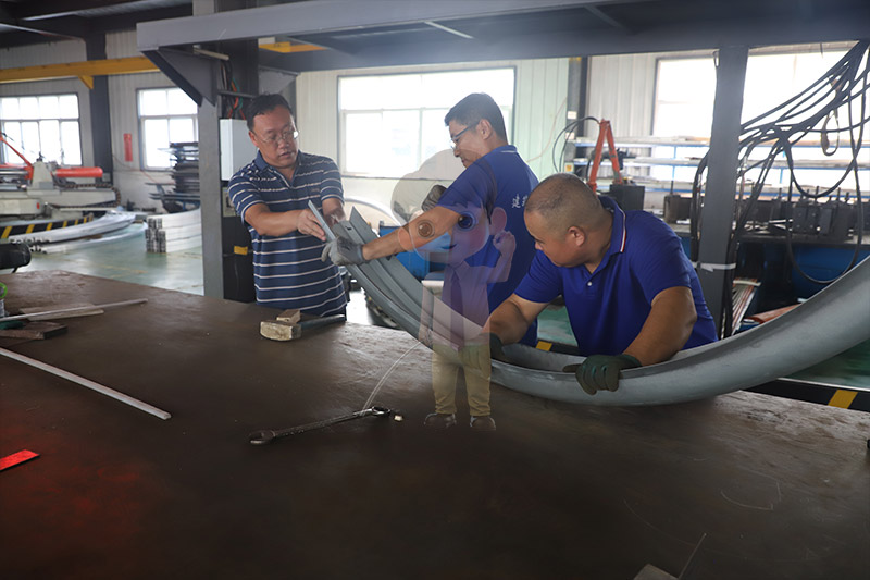 鋁型材裝飾線條彎曲 鋁型材裝飾線條彎曲