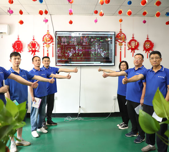 北京型材拉彎網(wǎng)祝全球華人客戶朋友們春節(jié)快樂！