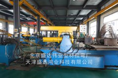 大型拉彎加工廠長什么樣？
