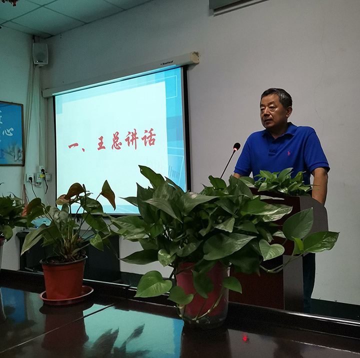 拉彎加工廠家王總講話